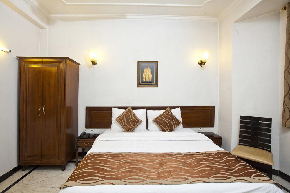 Fabhotel Lord Inn نيودلهي المظهر الخارجي الصورة
