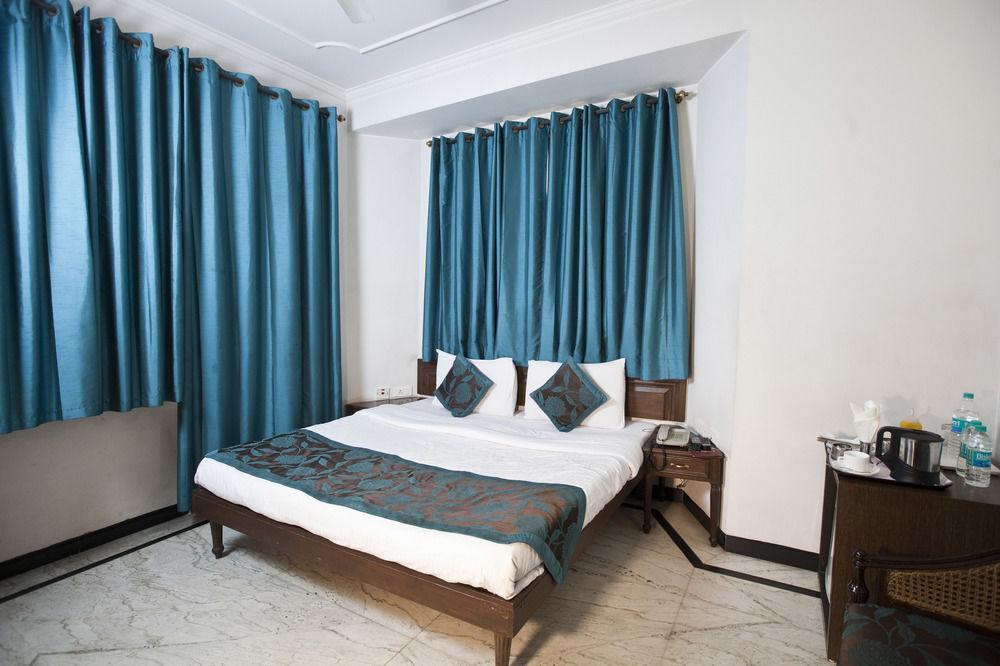Fabhotel Lord Inn نيودلهي المظهر الخارجي الصورة